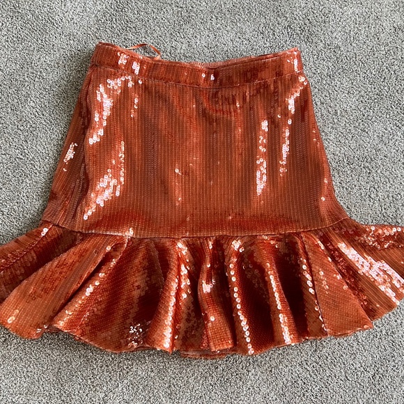 J. Crew - RUFFLE-HEM SEQUIN SKIRT - Size 4 - Picture 2 of 5